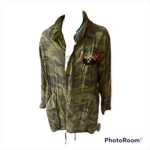 Highline Collective Camouflage Jacket with patch detail - Small